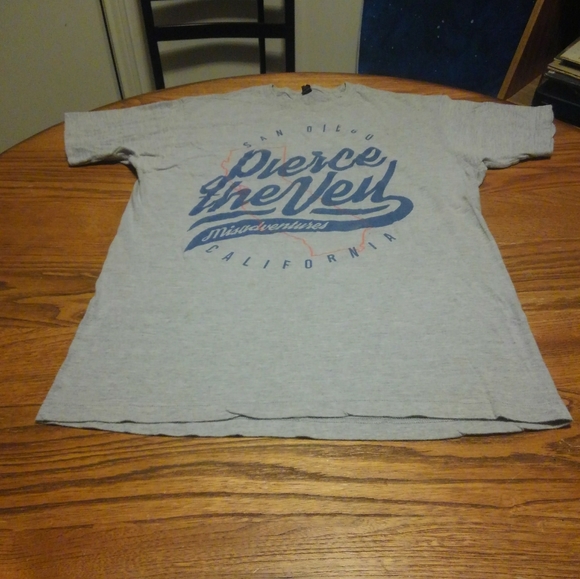 Pierce the Veil 🎵 🎸 🔥 Misadventures San Diego California 🌞 Band Tee INK - Picture 4 of 7